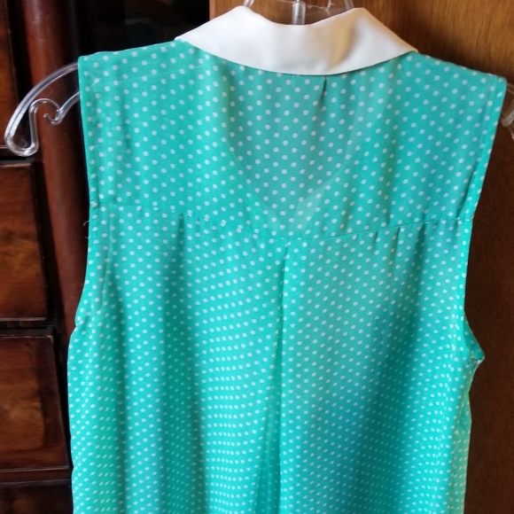 Blouse - Picture 2 of 3